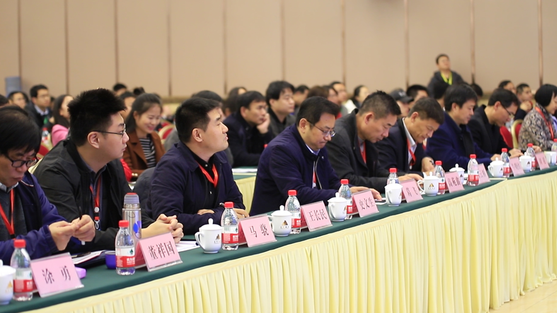 序列 01.00_01_59_03.靜止018.jpg 序列 01.00_01_59_03.靜止018.jpg